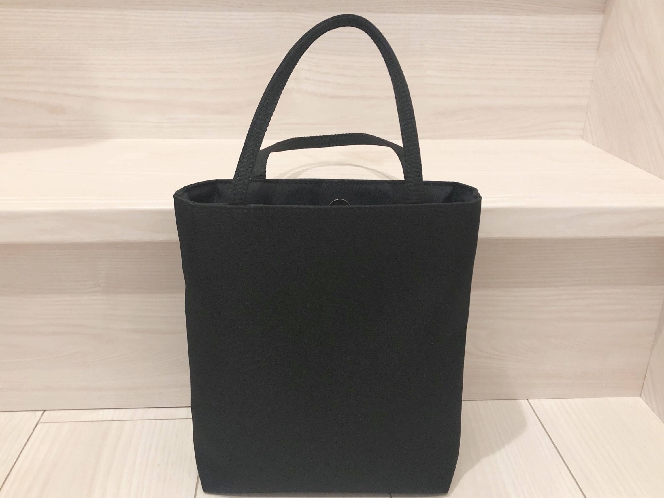 子連れで葬式に参列|必要な持ち物リストと便利なバッグ