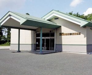 虹のホールおびつ